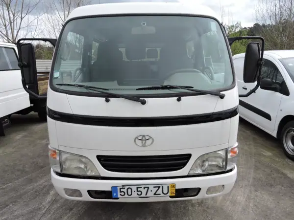 Toyota Dyma M CT 2005 Diesel — 500 000 km Toyota Dyma M CT 2005 Diesel