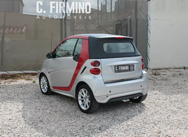 Smart Fortwo Cabrio 2014 - 8450 EUR, 58490 km - AUTO.MOTO.pt - 58490km - foto 7 de 18