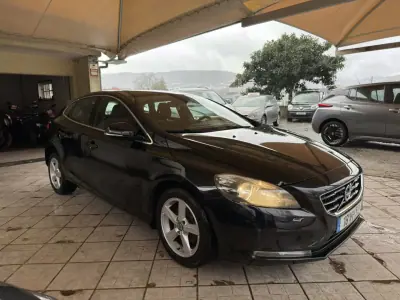 Volvo V40 2014 - 10950 EUR, 203325 km - AUTO.MOTO.pt - 203325km - foto 9 de 32