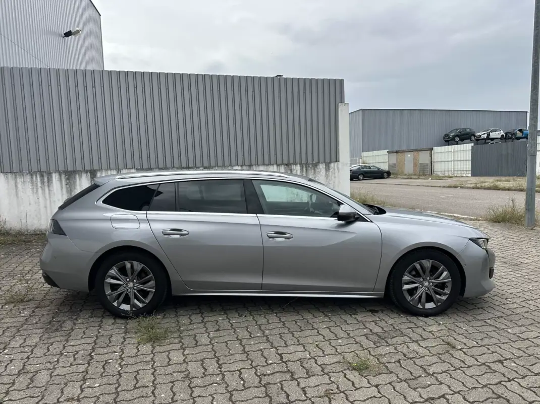 Peugeot 508 SW 2019 - 14490 EUR, 188000 km - 188000km - foto 8 de 22