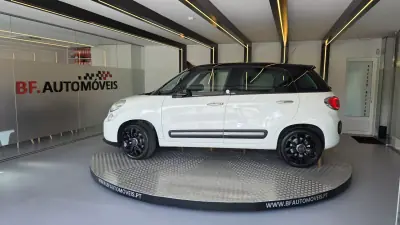 Fiat 500L 2013 - 7900 EUR, 153161 km - AUTO.MOTO.pt - 153161km - foto 14 de 55