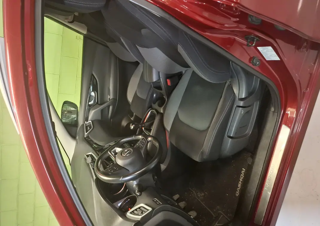 Nissan Qashqai 2019 - 15300 EUR, 36300 km - AUTO.MOTO.pt - 36300km - foto 4 de 7