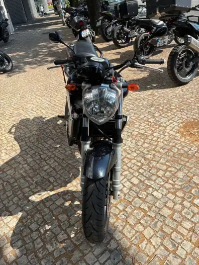 Yamaha FZ 07 2004 - 3250 EUR, 43561 km - AUTO.MOTO.pt - 43561km - foto 8 de 13