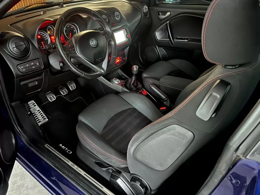Alfa Romeo MiTo 2016 - 9999 EUR, 135500 km - AUTO.MOTO.pt - 135500km - foto 51 de 60