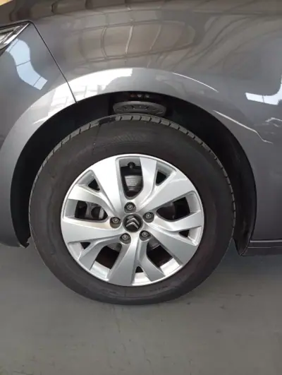 Citroën C4 Spacetourer 2021 - 18900 EUR, 81600 km - AUTO.MOTO.pt - 81600km - foto 20 de 20