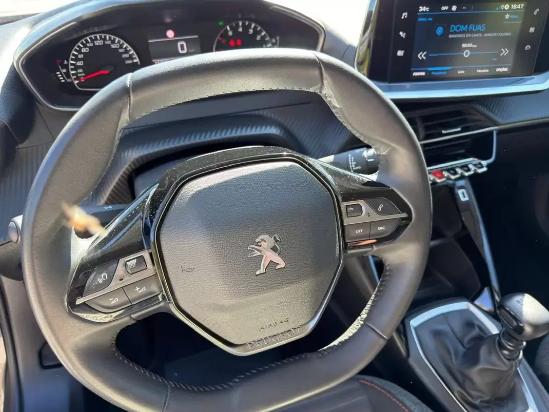 Peugeot 2008 2022 - 15900 EUR, 134679 km - 134679km - foto 23 de 26