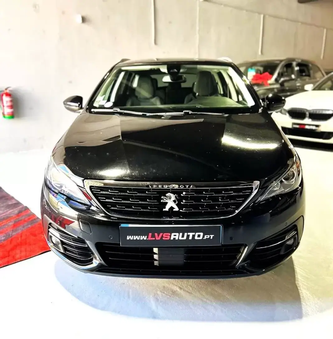 Peugeot 308 SW 2018 - 11500 EUR, 155853 km - AUTO.MOTO.pt - 155853km - foto 2 de 38