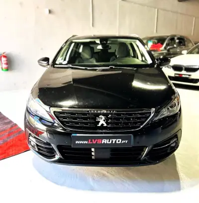Peugeot 308 SW 2018 - 11500 EUR, 155853 km - AUTO.MOTO.pt - 155853km - foto 2 de 38