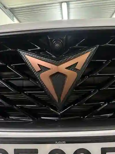 Cupra Formentor 2023 - 32000 EUR, 36000 km - AUTO.MOTO.pt - 36000km - foto 4 de 7