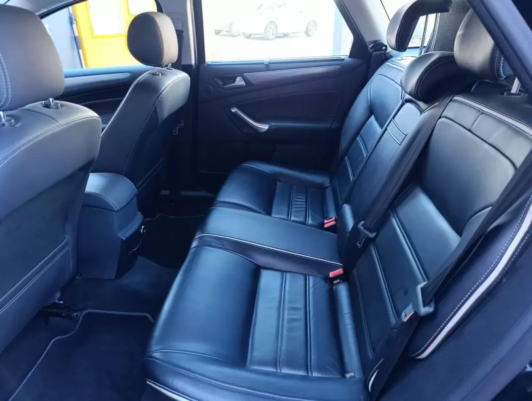 Ford Mondeo SW 2014 - 10900 EUR, 158685 km - 158685km - foto 17 de 20