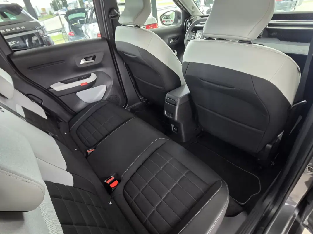 Citroën e-C3 2025 - 20499 EUR, 7487 km - AUTO.MOTO.pt - 7487km - foto 28 de 32