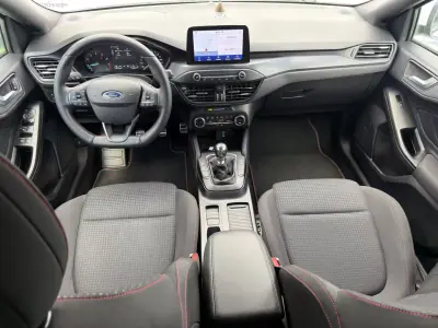 Ford Focus 2020 - 15990 EUR, 87000 km - AUTO.MOTO.pt - 87000km - foto 11 de 15
