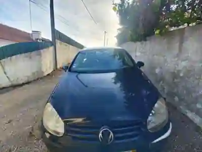 Volkswagen Golf 2005 - 4500 EUR, 265000 km - AUTO.MOTO.pt - 265000km - foto 3 de 3
