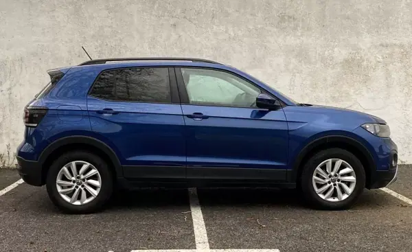 Volkswagen T-Cross 2022 - 14900 EUR, 109298 km - AUTO.MOTO.pt - 109298km - foto 7 de 13