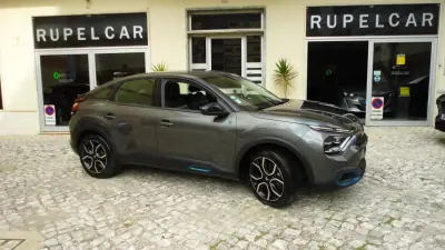 Citroën e-C4 2023 — foto 3 de 22