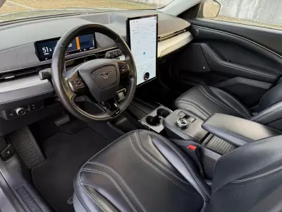 Ford Mustang Mach-E 2022 - 25900 EUR, 139000 km - AUTO.MOTO.pt - 139000km - foto 4 de 19