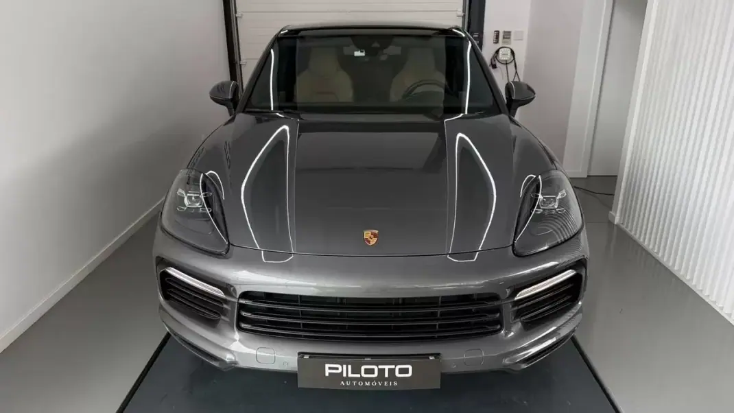 Porsche Cayenne Coupé 2019 - 69990 EUR, 59352 km - 59352km - foto 4 de 32