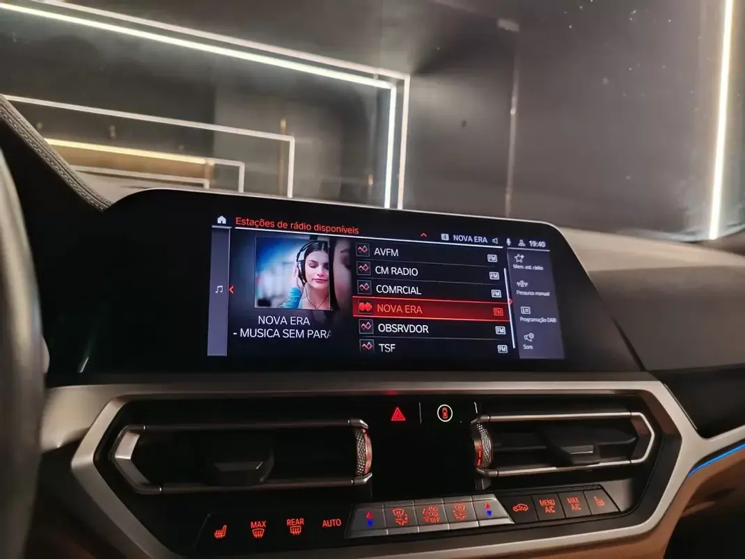 BMW 320 2021 - 28750 EUR, 112168 km - AUTO.MOTO.pt - 112168km - foto 25 de 29