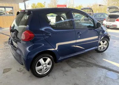 Toyota Aygo 2008 - 4750 EUR, 150655 km - AUTO.MOTO.pt - 150655km - foto 4 de 10