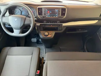 Peugeot Expert 2019 - 32500 EUR, 145000 km - AUTO.MOTO.pt - 145000km - foto 4 de 8