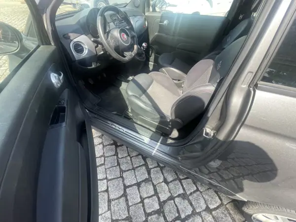 Fiat 500 2013 - 8450 EUR, 171800 km - AUTO.MOTO.pt - 171800km - foto 7 de 11