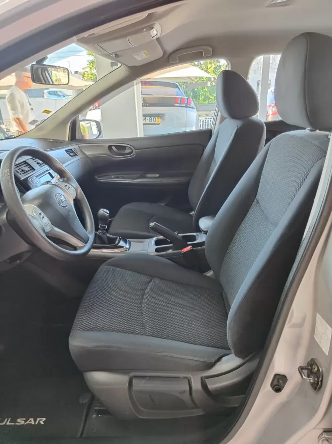 Nissan Pulsar 2016 - 9500 EUR, 102000 km - 102000km - foto 15 de 36