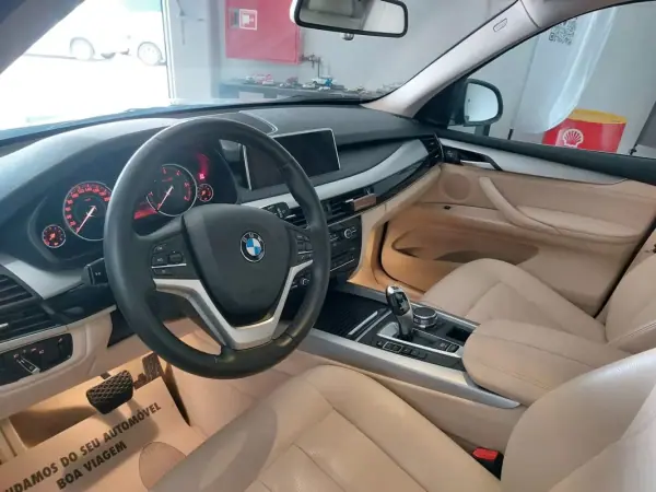 BMW X5 2019 - 43990 EUR, 66244 km - AUTO.MOTO.pt - 66244km - foto 15 de 24