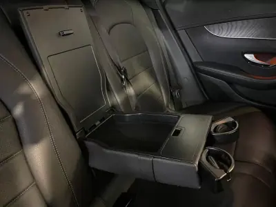 Mercedes-Benz GLC 220 2020 - 39500 EUR, 165000 km - AUTO.MOTO.pt - 165000km - foto 18 de 34