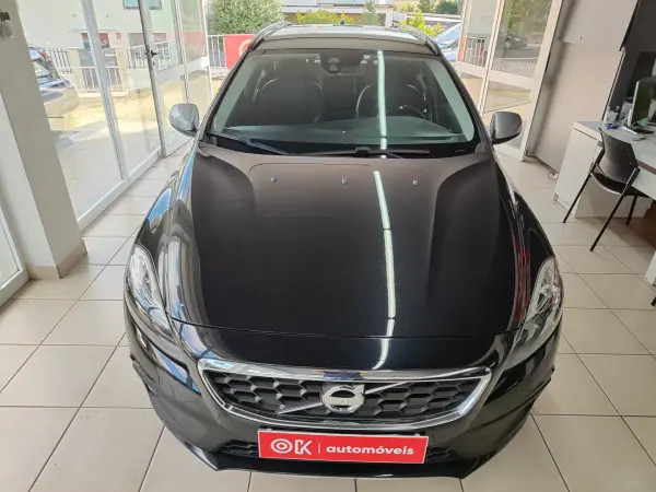 Volvo V40 Cross Country 2014 - 8150 EUR, 211000 km - AUTO.MOTO.pt - 211000km - foto 4 de 35