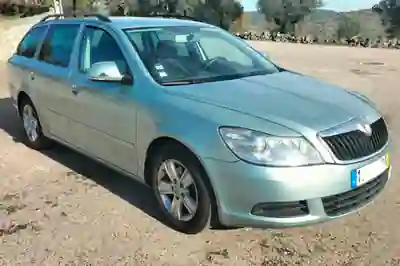 Skoda Octavia Break 2010 - 3800 EUR, 290000 km - 290000km - foto 3 de 9