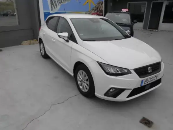 SEAT Ibiza 2025 - 17750 EUR, 17219 km - AUTO.MOTO.pt - 17219km - foto 2 de 13