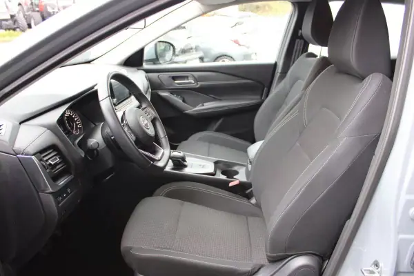 Nissan Qashqai 2023 - 25900 EUR, 42638 km - AUTO.MOTO.pt - 42638km - foto 4 de 24