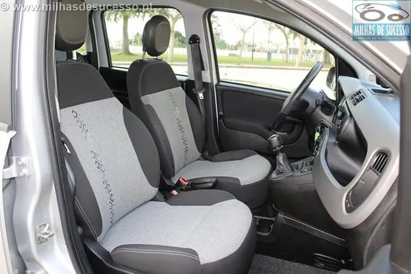 Fiat Panda 2017 - 7950 EUR, 92000 km - AUTO.MOTO.pt - 92000km - foto 18 de 28