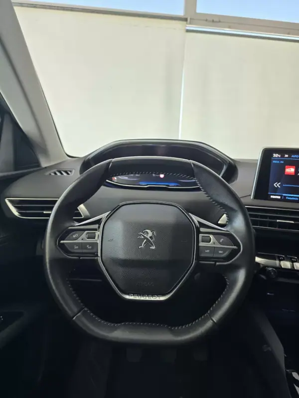 Peugeot 3008 2019 - 18640 EUR, 104863 km - AUTO.MOTO.pt - 104863km - foto 15 de 25