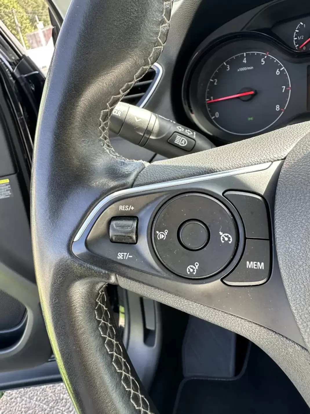 Opel Grandland X 2020 - 15900 EUR, 160000 km - 160000km - foto 34 de 55