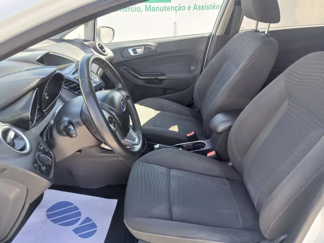Ford Fiesta 2014 - 7350 EUR, 78604 km - 78604km - foto 12 de 22