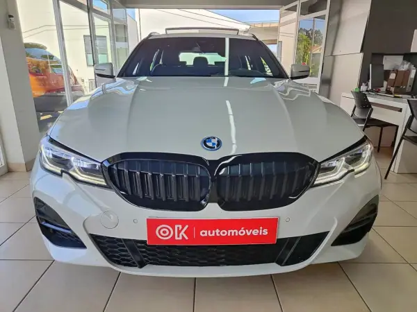 BMW 330 2022 - 36750 EUR, 83300 km - AUTO.MOTO.pt - 83300km - foto 3 de 38