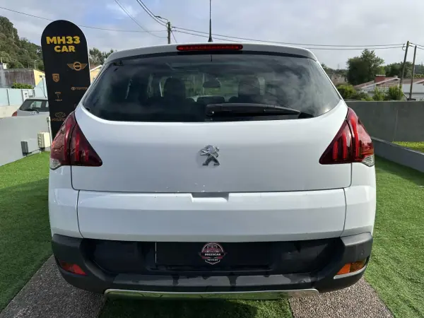 Peugeot 3008 2014 - 8400 EUR, 220000 km - AUTO.MOTO.pt - 220000km - foto 10 de 62