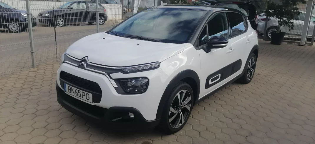 Citroën C3 2022 - 20300 EUR, 37087 km - AUTO.MOTO.pt - 37087km - foto 1 de 18