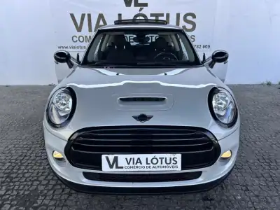 MINI Cooper 2017 - 16900 EUR, 141270 km - AUTO.MOTO.pt - 141270km - foto 2 de 22