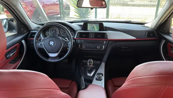 BMW 320 2014 — photo 2 of 17