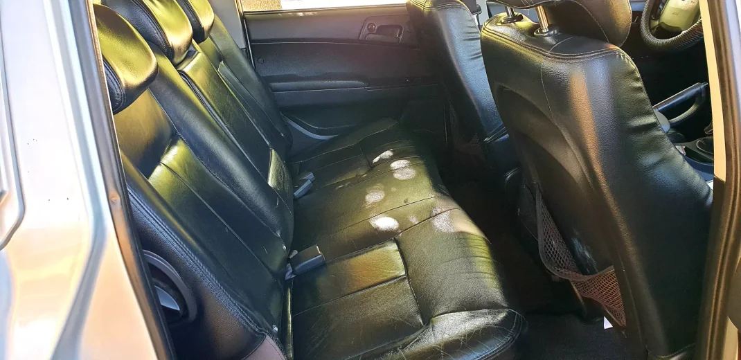 SsangYong Actyon Sports 2008 - 9990 EUR, 134000 km - AUTO.MOTO.pt - 134000km - foto 17 de 24