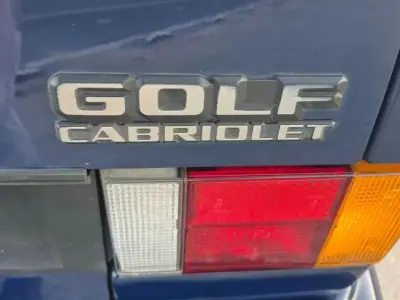 Volkswagen Golf Cabriolet 1991 - 9950 EUR, 127019 km - AUTO.MOTO.pt - 127019km - foto 16 de 19
