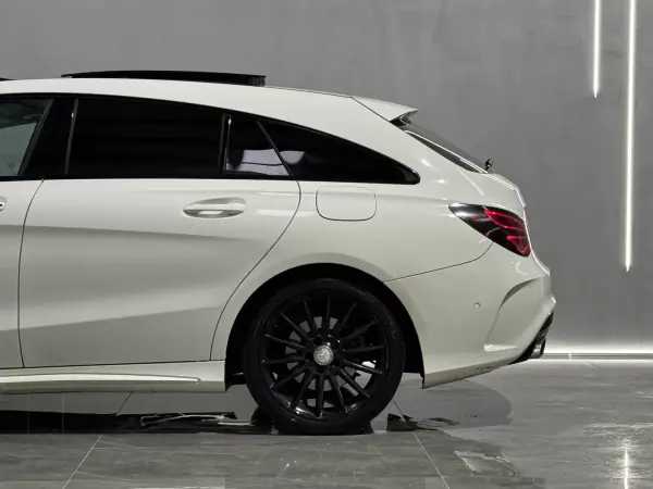 Mercedes-Benz CLA 220 2015 - 20990 EUR, 164000 km - AUTO.MOTO.pt - 164000km - foto 4 de 23