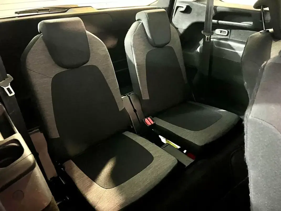 Citroën Grand C4 Spacetourer 2020 - 15900 EUR, 152000 km - AUTO.MOTO.pt - 152000km - foto 15 de 27