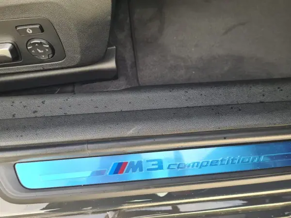 BMW M3 2021 - 103900 EUR, 11597 km - AUTO.MOTO.pt - 11597km - foto 30 de 38