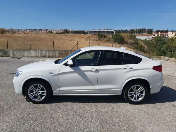 BMW X4 2015 - 26950 EUR, 209556 km - AUTO.MOTO.pt - 209556km - foto 12 de 60