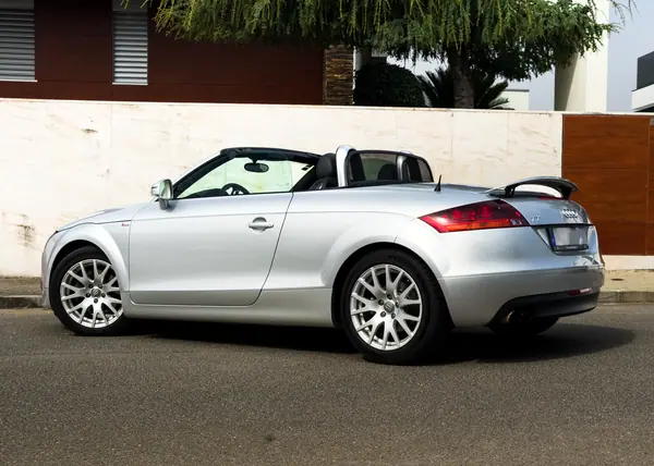 Audi TT Roadster 2007 - 13990 EUR, 155000 km - 155000km - foto 4 de 5