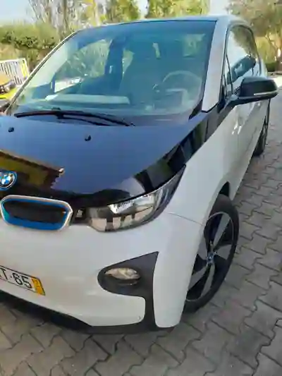 BMW i3 2017 - 14000 EUR, 142000 km - foto 1 de 5