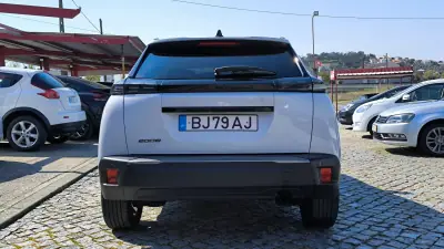 Peugeot 2008 2024 - 19450 EUR, 56688 km - AUTO.MOTO.pt - 56688km - foto 6 de 10